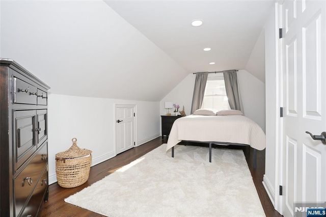 34 Charles Terrace, Waldwick, NJ 07463