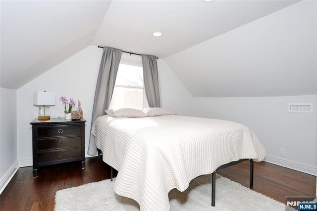 34 Charles Terrace, Waldwick, NJ 07463
