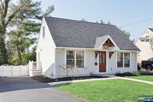 34 Charles Terrace, Waldwick, NJ 07463
