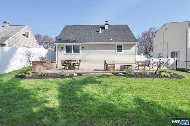 34 Charles Terrace, Waldwick, NJ 07463