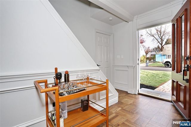 34 Charles Terrace, Waldwick, NJ 07463