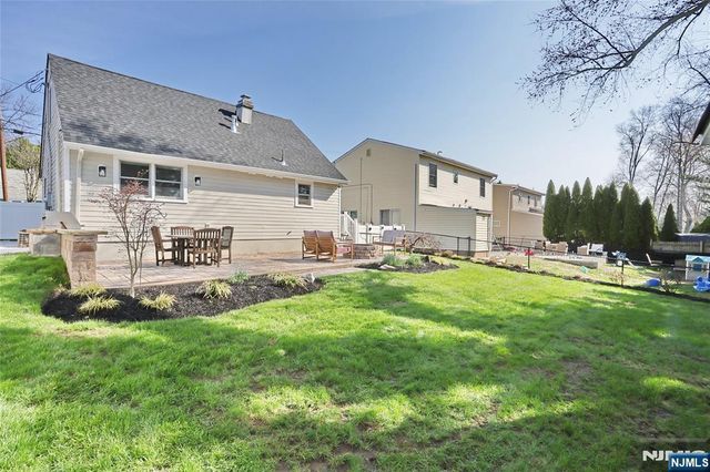 34 Charles Terrace, Waldwick, NJ 07463