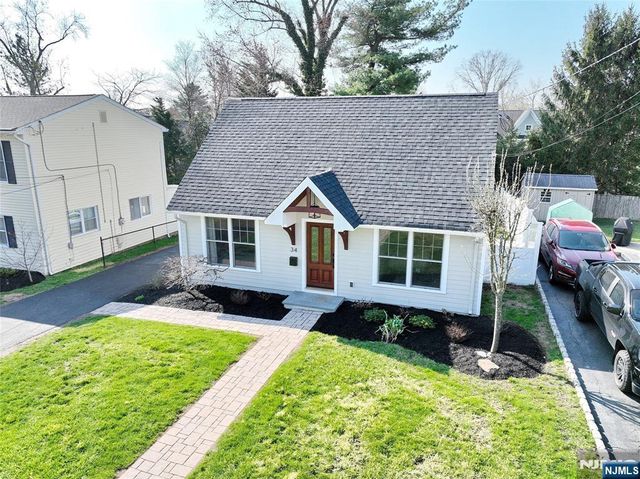 34 Charles Terrace, Waldwick, NJ 07463