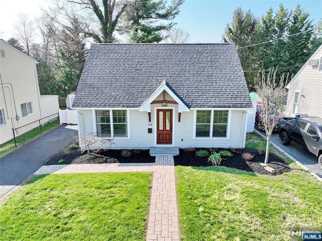 34 Charles Terrace, Waldwick, NJ 07463