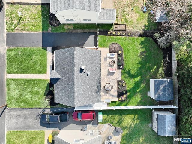 34 Charles Terrace, Waldwick, NJ 07463
