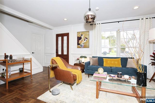34 Charles Terrace, Waldwick, NJ 07463