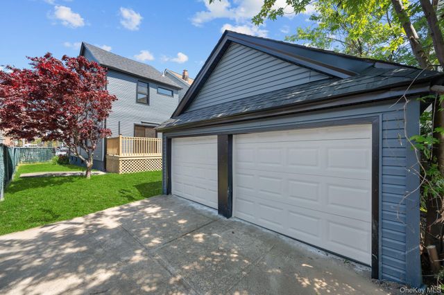 10902 169th Place, Jamaica, NY 11433