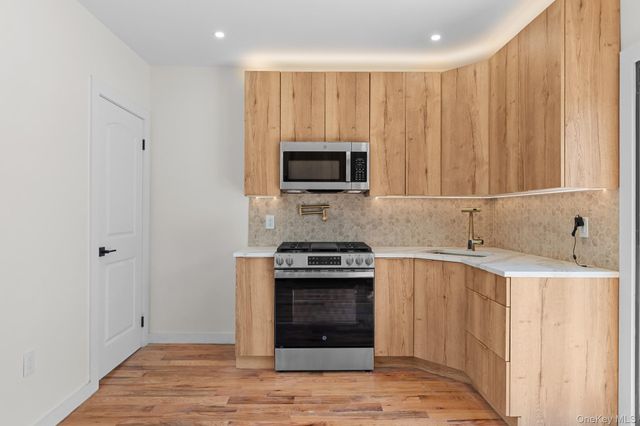 10902 169th Place, Jamaica, NY 11433
