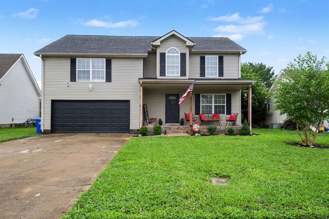 3717 S Naples Ct, Clarksville, TN 37040