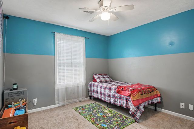 3717 S Naples Ct, Clarksville, TN 37040
