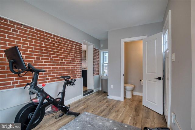 2323 S GILINGER RD, Lafayette Hill, PA 19444