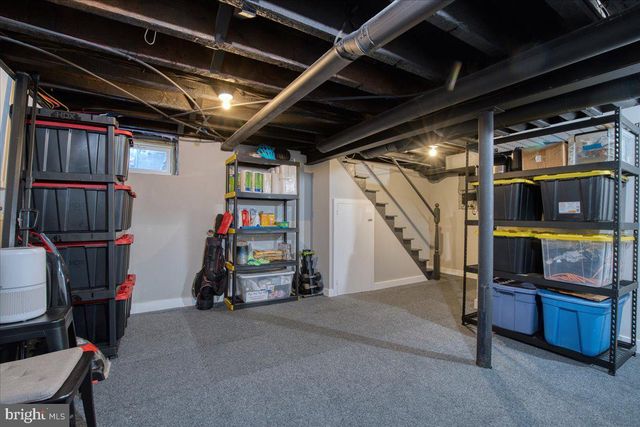 2323 S GILINGER RD, Lafayette Hill, PA 19444