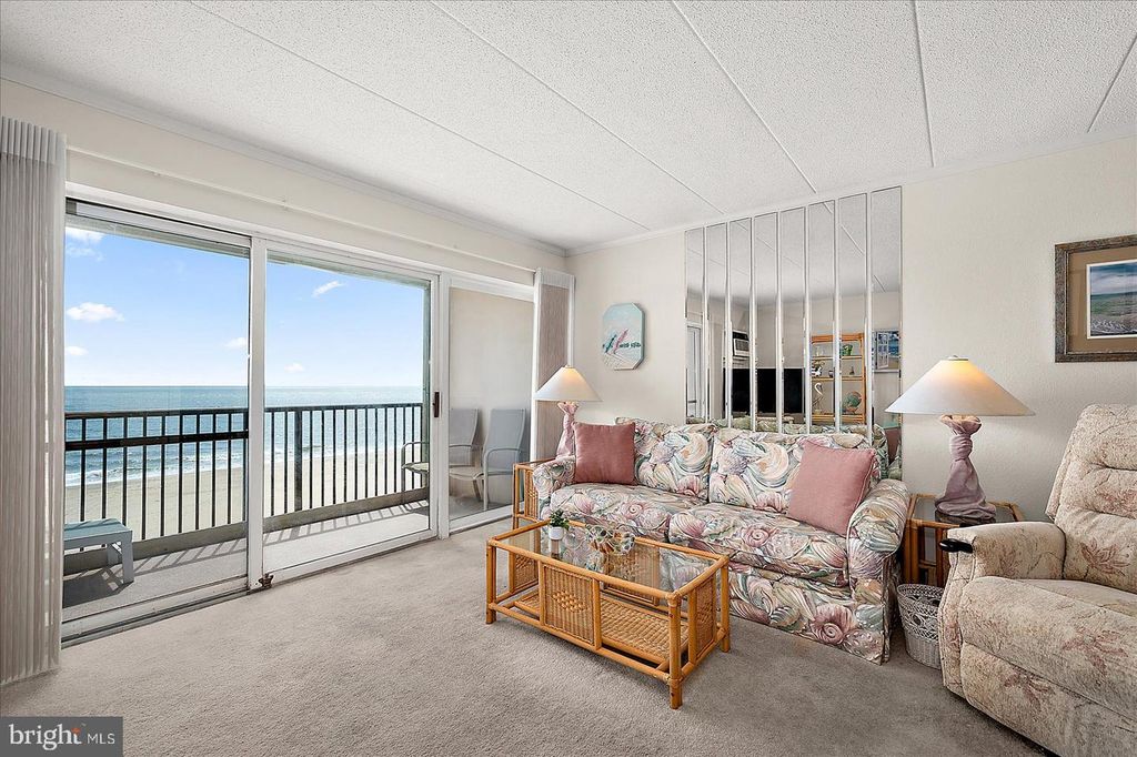 Image 4 of property listing at 5801 ATLANTIC AVE #608, Ocean City, MD 21842