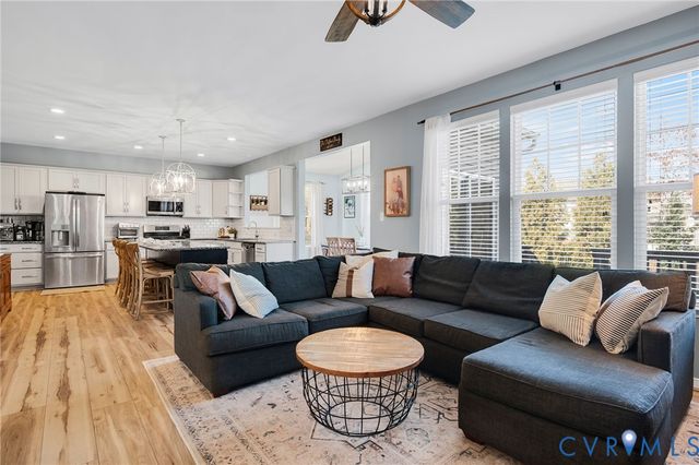 7213 Stafford Park Dr, Moseley, VA 23120