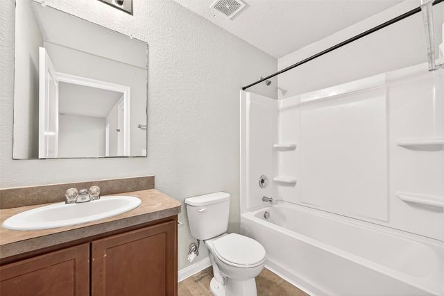 831 Coffee Mill Creek Lane, Rosenberg, TX 77471