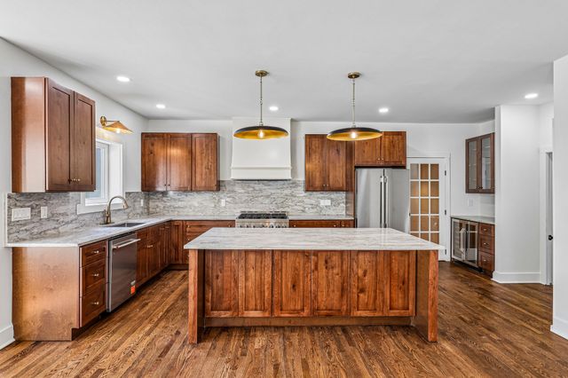 9316 Chesapeake Dr, Brentwood, TN 37027