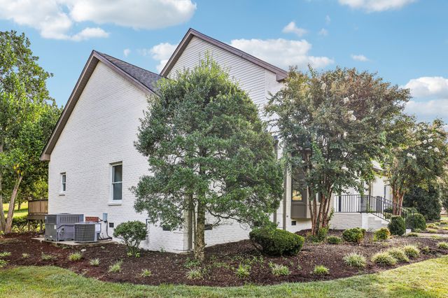 9316 Chesapeake Dr, Brentwood, TN 37027
