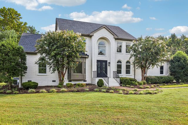 9316 Chesapeake Dr, Brentwood, TN 37027