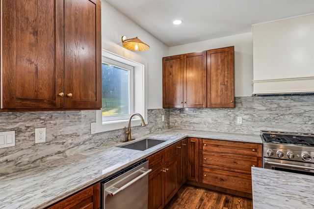 9316 Chesapeake Dr, Brentwood, TN 37027