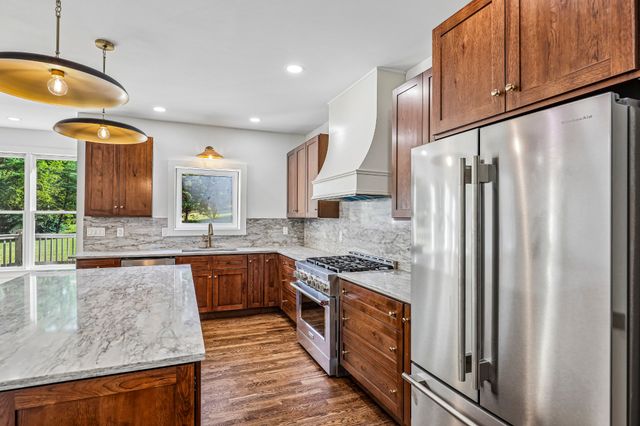 9316 Chesapeake Dr, Brentwood, TN 37027