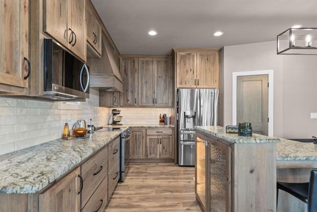 W881 SUMMIT COURT, Green Lake, WI 54941