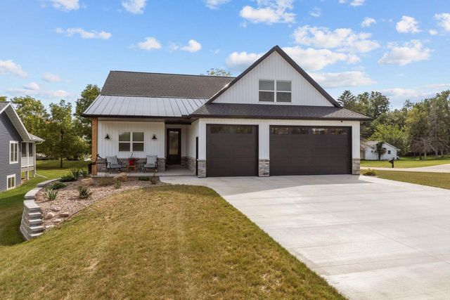W881 SUMMIT COURT, Green Lake, WI 54941