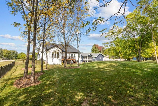 W881 SUMMIT COURT, Green Lake, WI 54941