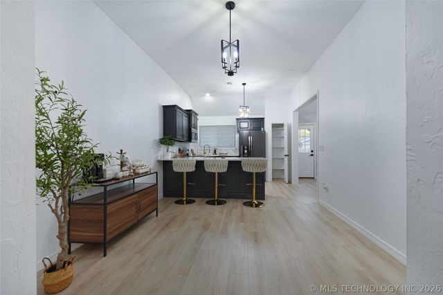 3309 E Irvington Street, Broken Arrow, OK 74014