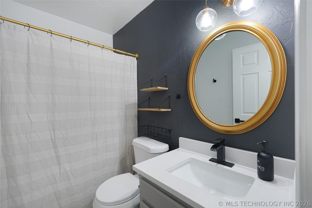 3309 E Irvington Street, Broken Arrow, OK 74014