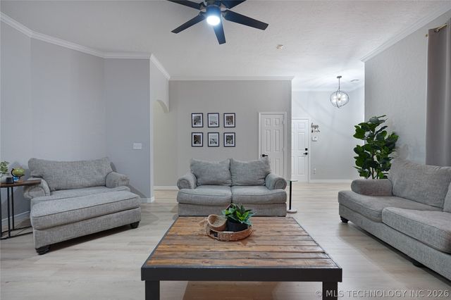 3309 E Irvington Street, Broken Arrow, OK 74014