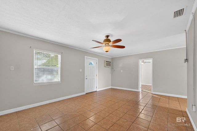 18635 Florida Street, Robertsdale, AL 36567