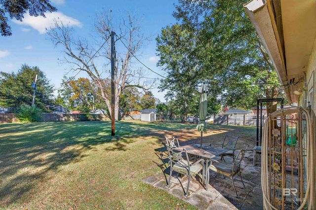 18635 Florida Street, Robertsdale, AL 36567