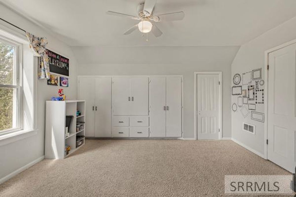 Image 15 of property listing at 3347 E 100 N, Rigby, ID 83422