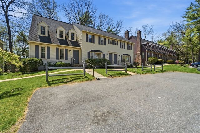 506 Wellman Ave 506, Chelmsford, MA 01863