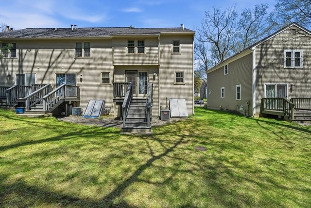 506 Wellman Ave 506, Chelmsford, MA 01863