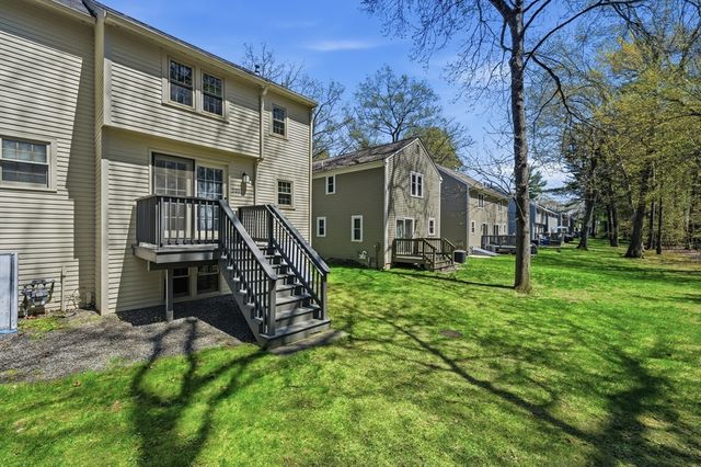 506 Wellman Ave 506, Chelmsford, MA 01863
