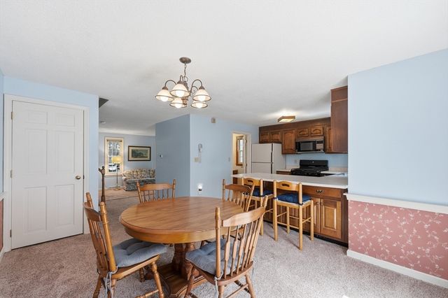 506 Wellman Ave 506, Chelmsford, MA 01863