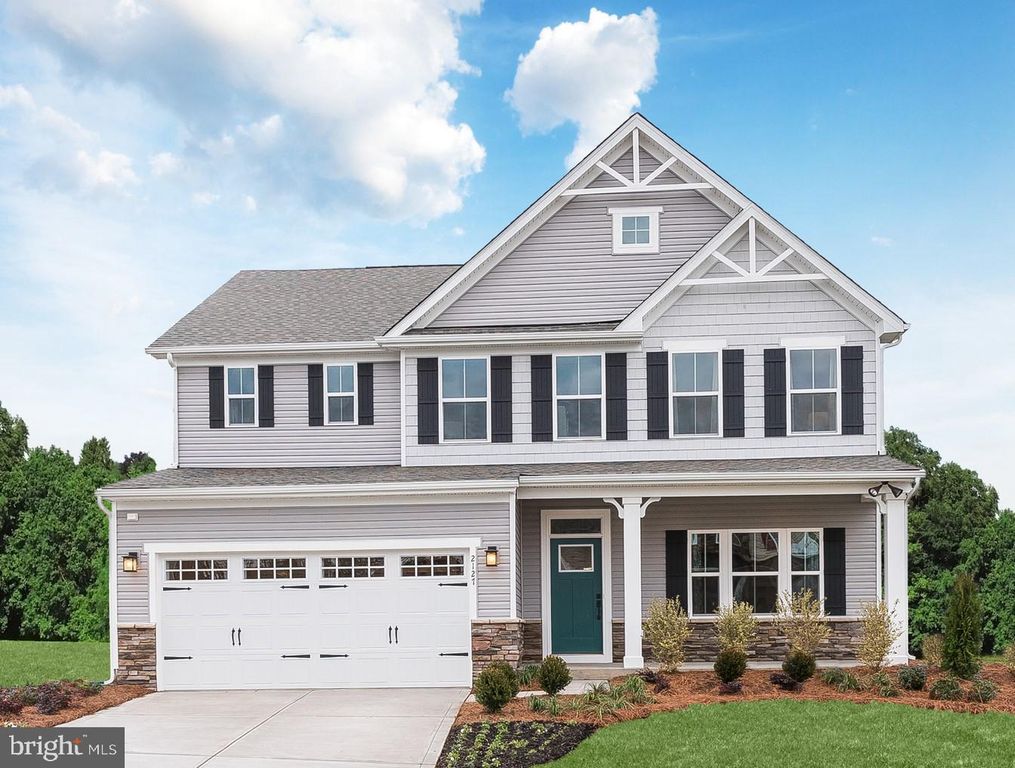 1608 SANTIAGO CIR, Martinsburg, WV 25403