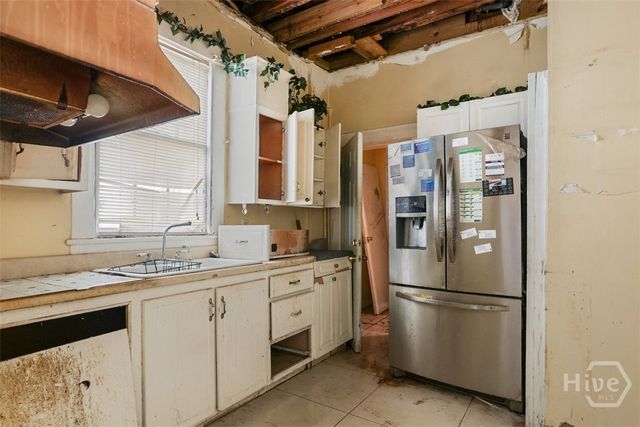 630 E 40th Street, Savannah, GA 31401
