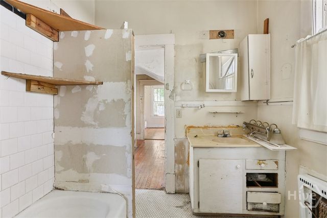 630 E 40th Street, Savannah, GA 31401