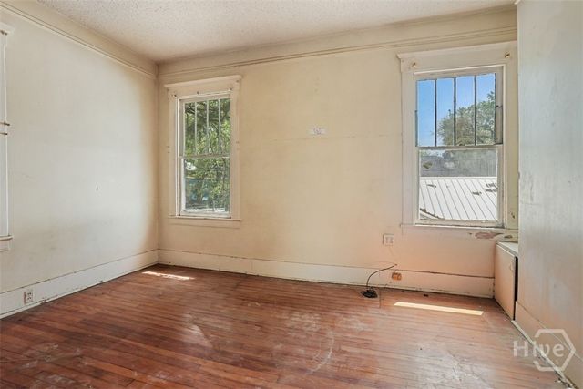 630 E 40th Street, Savannah, GA 31401