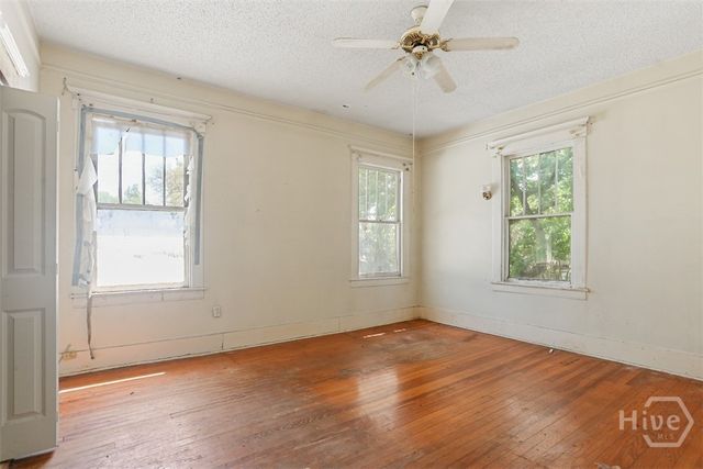 630 E 40th Street, Savannah, GA 31401