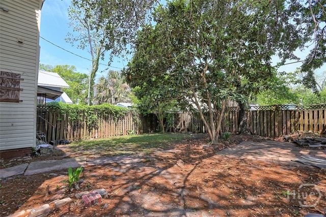 630 E 40th Street, Savannah, GA 31401
