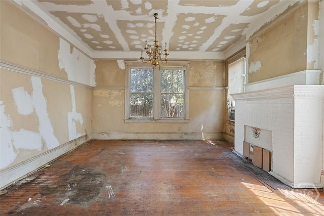 630 E 40th Street, Savannah, GA 31401