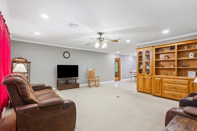 109 Hilltop Street, Riesel, TX 76682