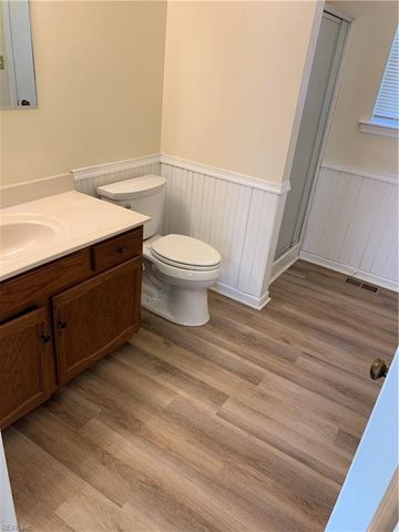 4941 Cliffony DR, Virginia Beach, VA 23464