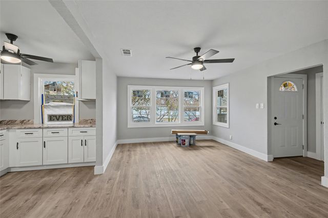 4220 Ramey Avenue, Fort Worth, TX 76105