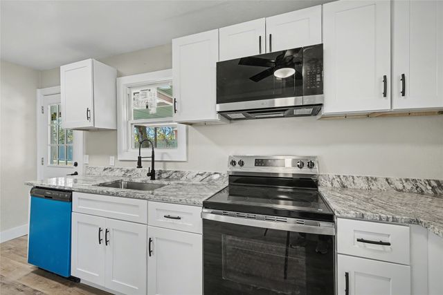 4220 Ramey Avenue, Fort Worth, TX 76105
