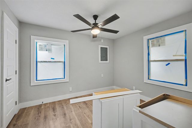 4220 Ramey Avenue, Fort Worth, TX 76105