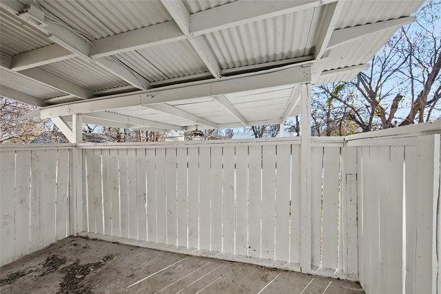 4220 Ramey Avenue, Fort Worth, TX 76105